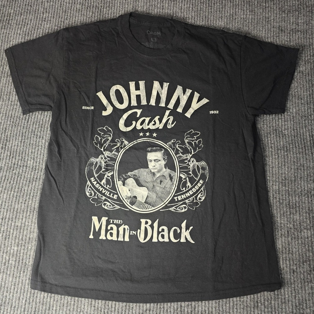 Johnny Cash Man In Black Shirt Mens Medium Black Graphic Tee Nashville Tennessee